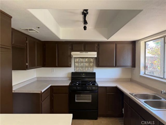 4201 W 5th St. 332, Santa Ana, CA 92703