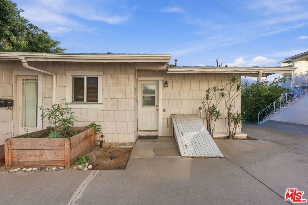 373 Myrtle Street, Glendale, CA 91203 — photo 5