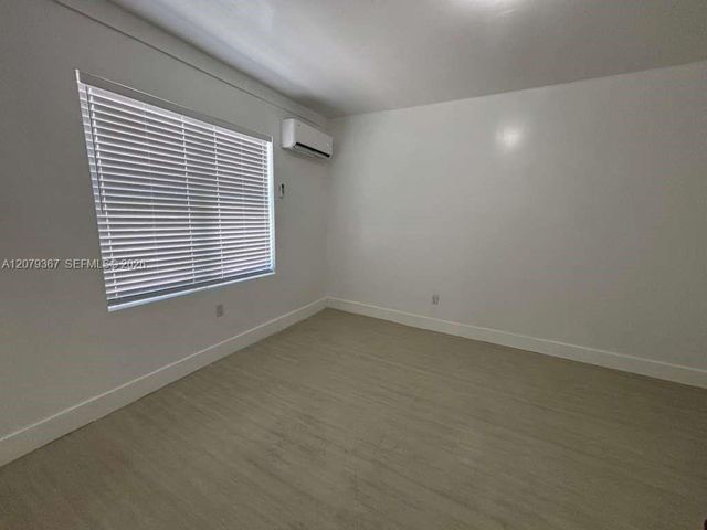 1051 NW 2nd Street 8, Miami, FL 33128
