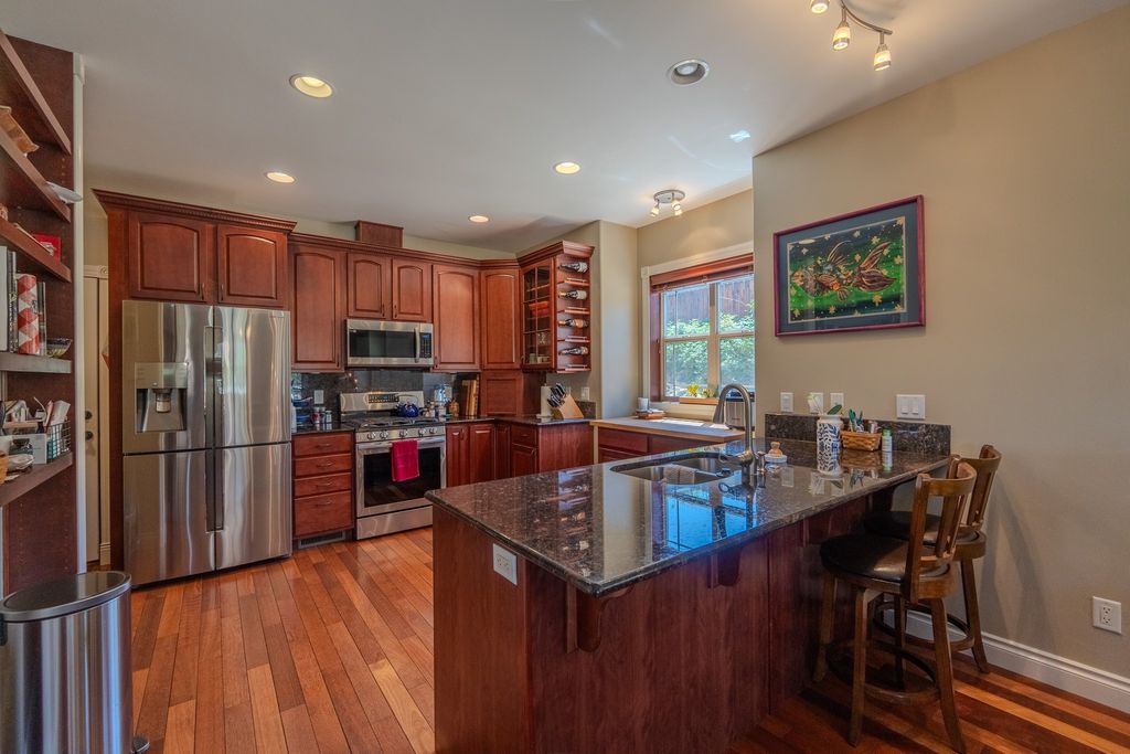 Image 11 of property listing at 2587 Overlook Boulevard, Helena, MT 59601