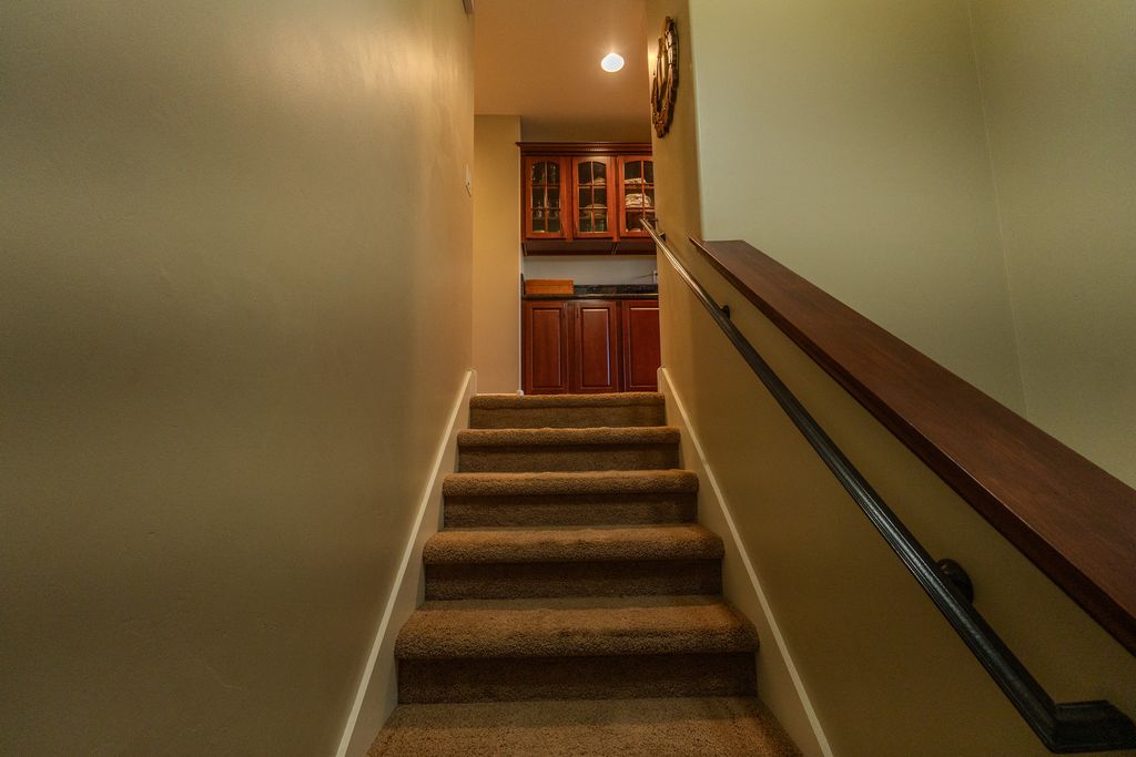 Image 18 of property listing at 2587 Overlook Boulevard, Helena, MT 59601