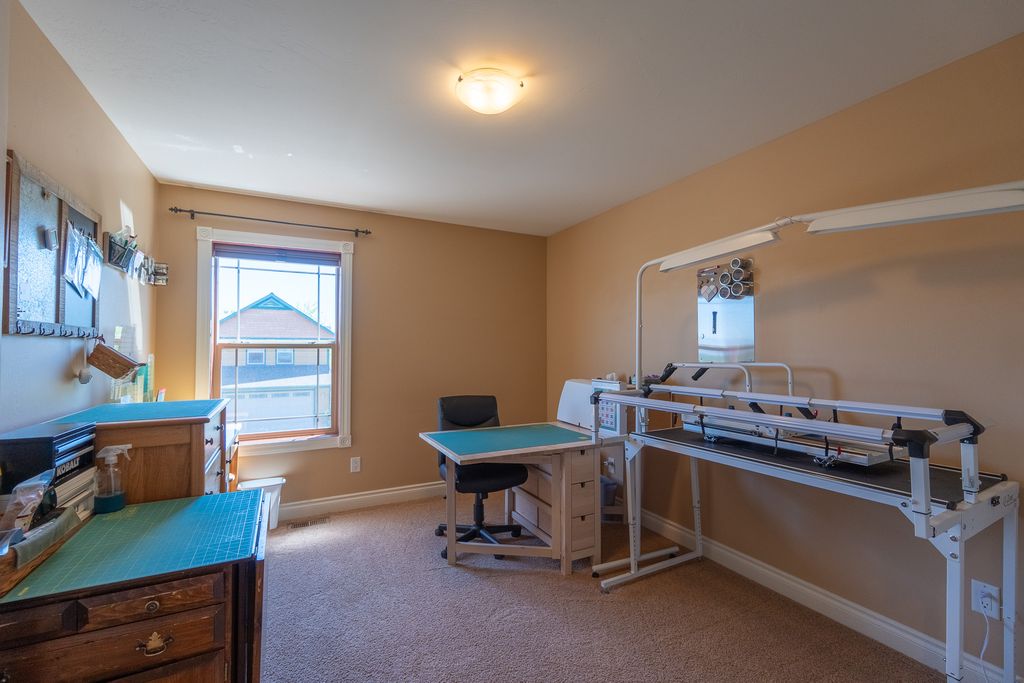Image 28 of property listing at 2587 Overlook Boulevard, Helena, MT 59601