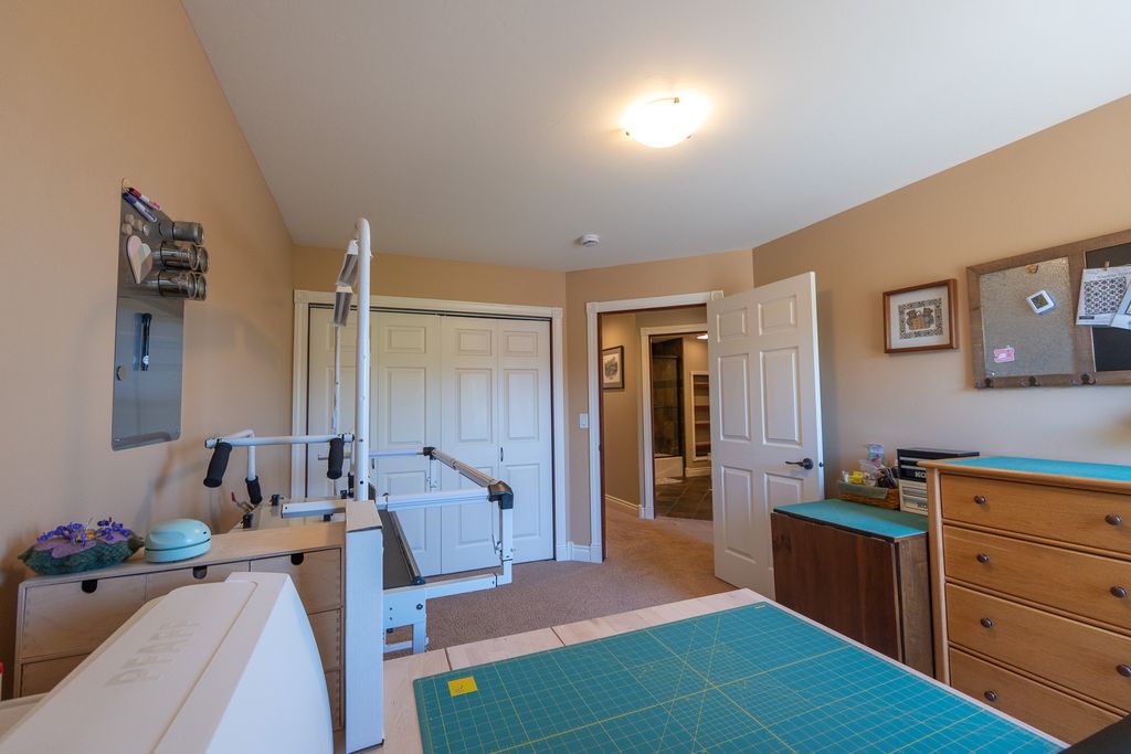 Image 29 of property listing at 2587 Overlook Boulevard, Helena, MT 59601