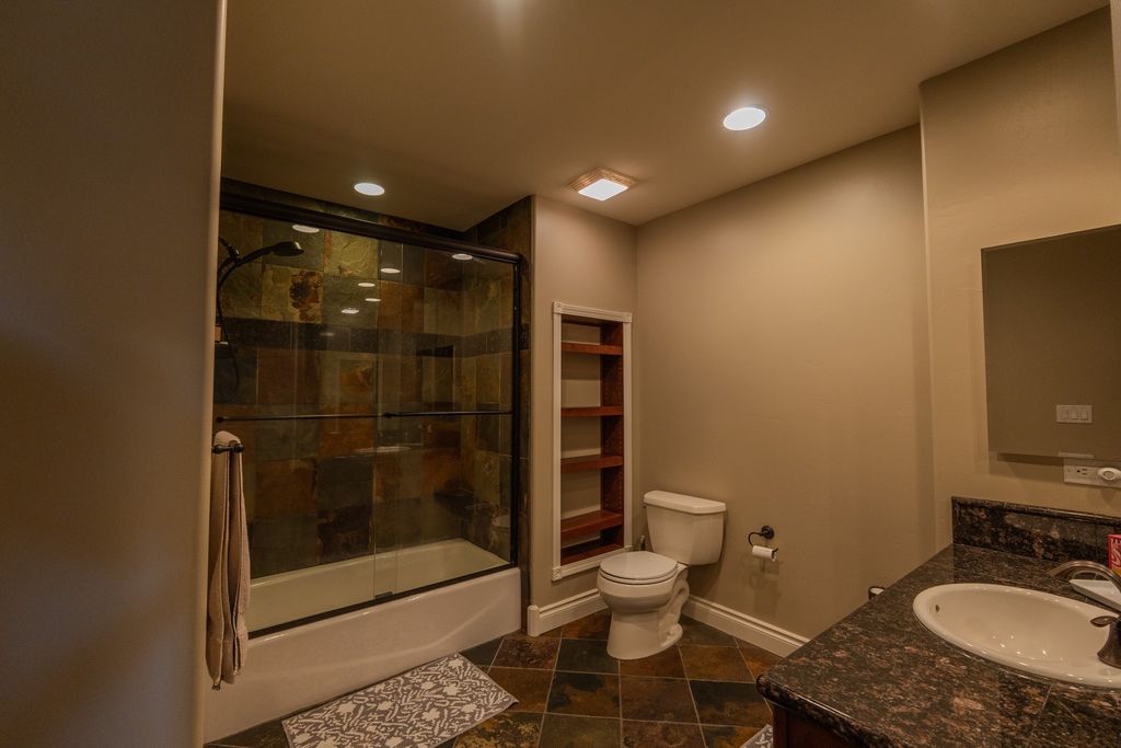 Image 30 of property listing at 2587 Overlook Boulevard, Helena, MT 59601