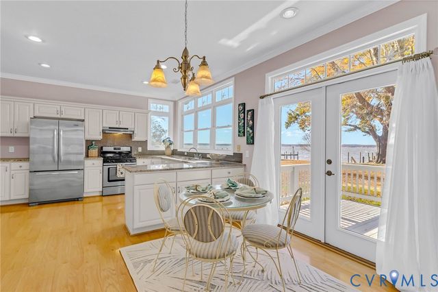 167 Headley Ln, Warsaw, VA 22572