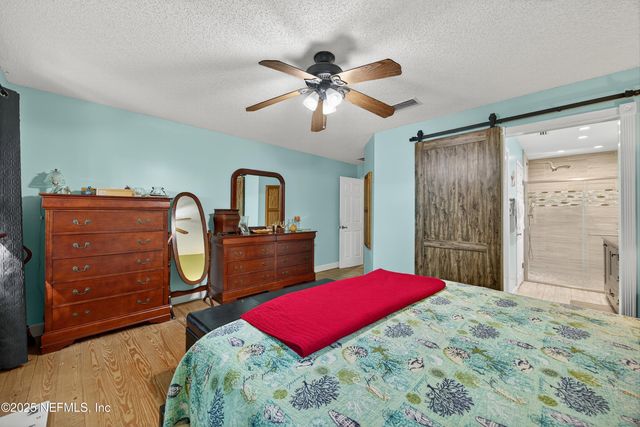 13210 JOEANDY Road N, Jacksonville, FL 32225