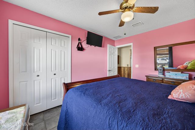 13210 JOEANDY Road N, Jacksonville, FL 32225