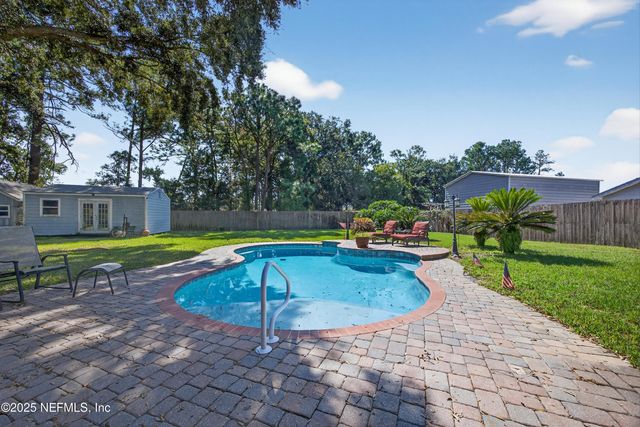 13210 JOEANDY Road N, Jacksonville, FL 32225