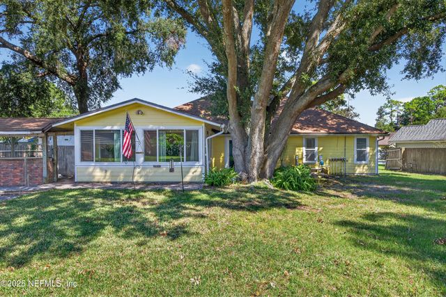 13210 JOEANDY Road N, Jacksonville, FL 32225