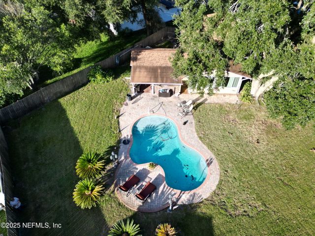 13210 JOEANDY Road N, Jacksonville, FL 32225