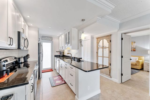 105 NE 19th Avenue 164, Deerfield Beach, FL 33441