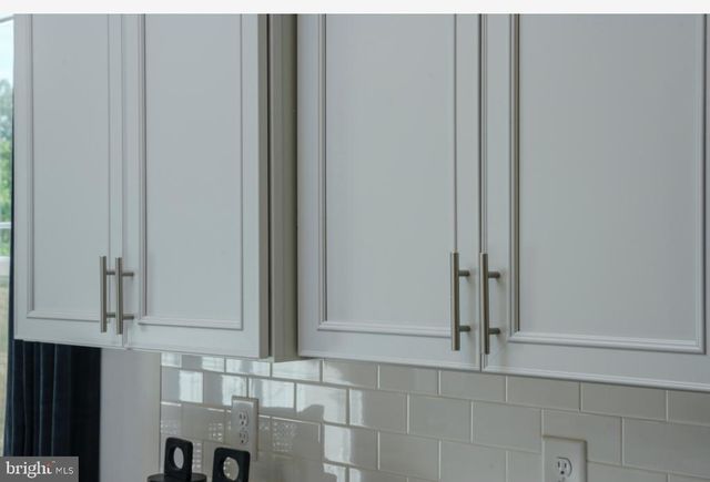 10095 SHENANDOAH LN, White Plains, MD 20695