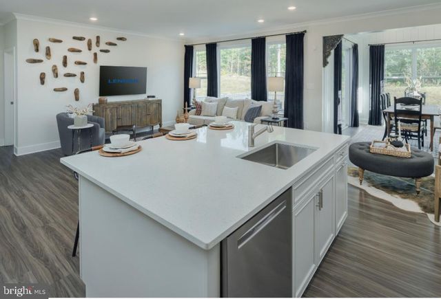 10095 SHENANDOAH LN, White Plains, MD 20695