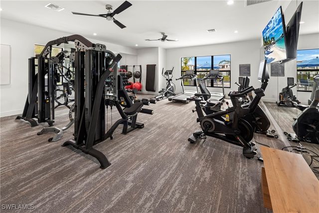 10906 Preachers Cove LN, Fort Myers, FL 33913