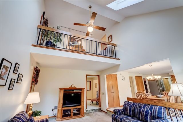 144 Wood Run, Greece, NY 14612