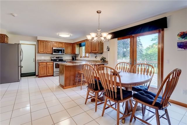 144 Wood Run, Greece, NY 14612