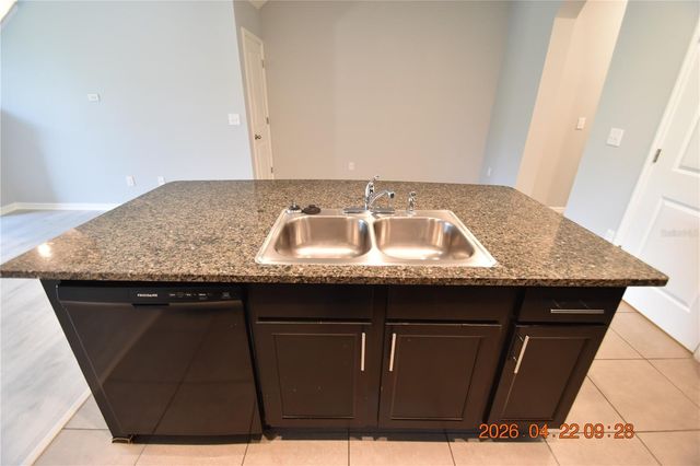 8651 FALLING BLUE PLACE 8651, Riverview, FL 33578