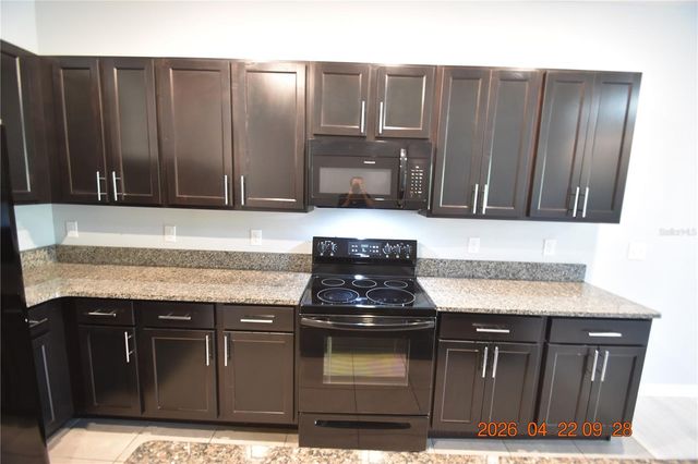 8651 FALLING BLUE PLACE 8651, Riverview, FL 33578