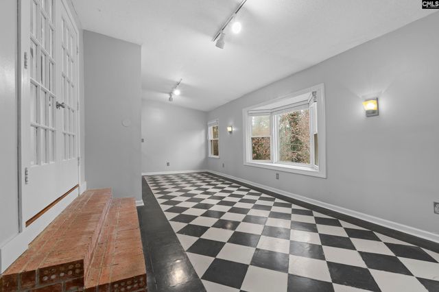 3301 overcreek, Columbia, SC 29206