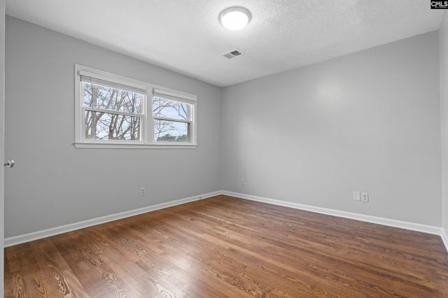 3301 overcreek, Columbia, SC 29206