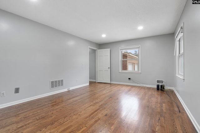 3301 overcreek, Columbia, SC 29206