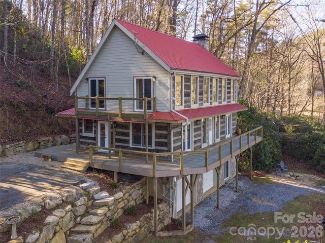 1679 Woods Mountain Trail, Cullowhee, NC 28723