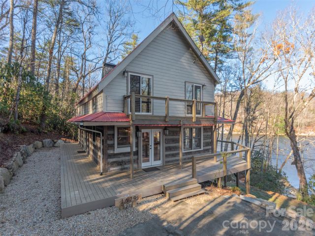 1679 Woods Mountain Trail, Cullowhee, NC 28723