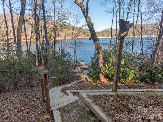 1679 Woods Mountain Trail, Cullowhee, NC 28723