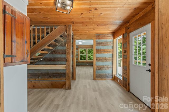 1679 Woods Mountain Trail, Cullowhee, NC 28723