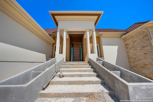 5782 Copper Vly, New Braunfels, TX 78132