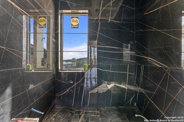 5782 Copper Vly, New Braunfels, TX 78132