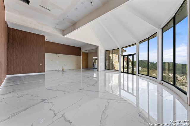 5782 Copper Vly, New Braunfels, TX 78132