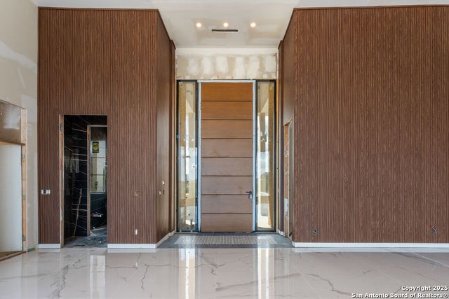 5782 Copper Vly, New Braunfels, TX 78132