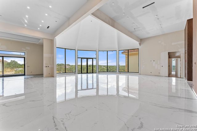 5782 Copper Vly, New Braunfels, TX 78132