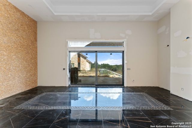 5782 Copper Vly, New Braunfels, TX 78132