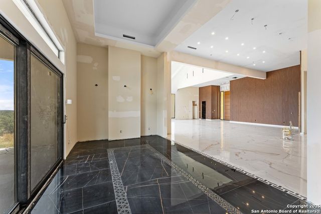 5782 Copper Vly, New Braunfels, TX 78132