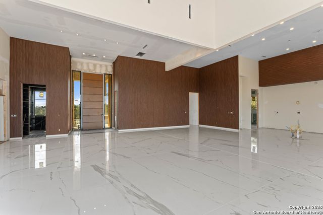 5782 Copper Vly, New Braunfels, TX 78132