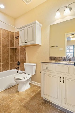 7220 Wyoming Springs DR 1302, Round Rock, TX 78681
