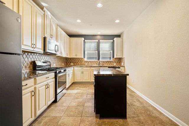 7220 Wyoming Springs DR 1302, Round Rock, TX 78681