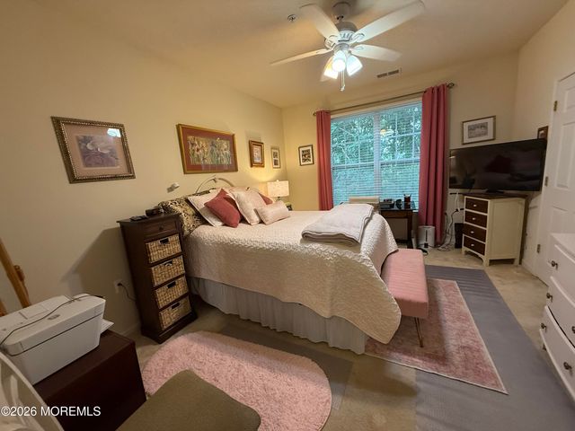 624 Sophee Lane 6, Lakewood, NJ 08701
