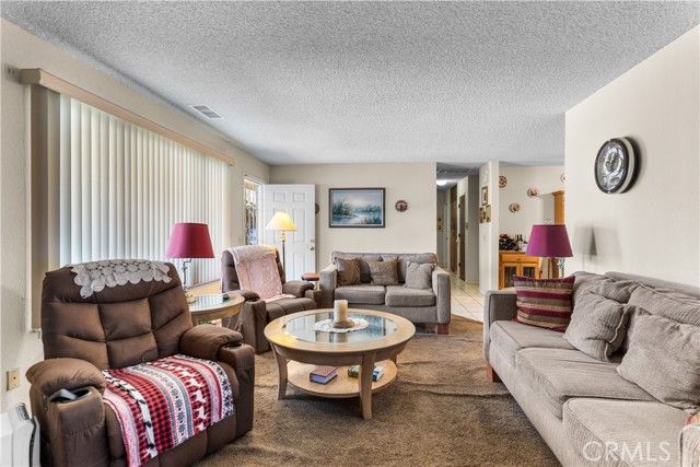 17837 Fresno Street, Hesperia, CA 92345