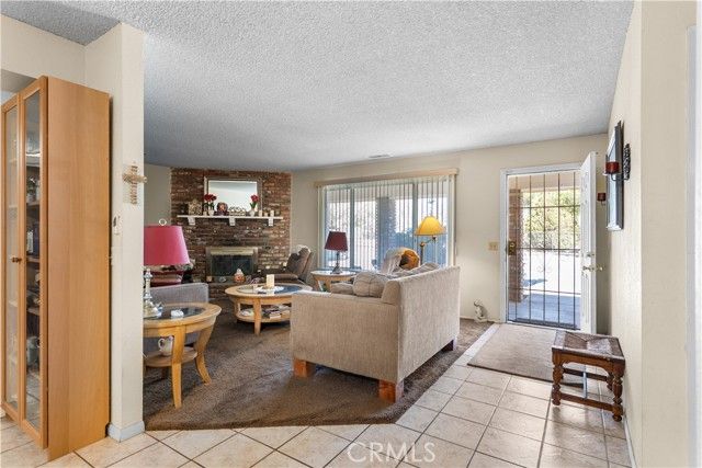 17837 Fresno Street, Hesperia, CA 92345