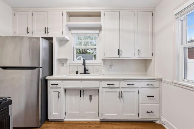 3037 Florida Avenue S, Saint Louis Park, MN 55426