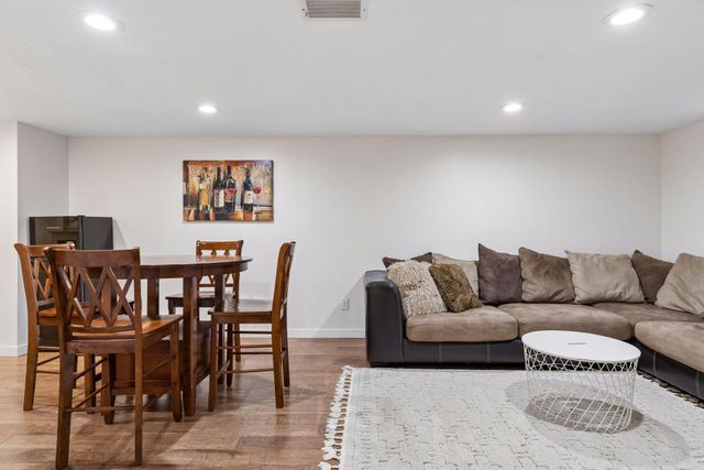 3037 Florida Avenue S, Saint Louis Park, MN 55426