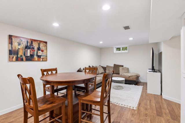 3037 Florida Avenue S, Saint Louis Park, MN 55426