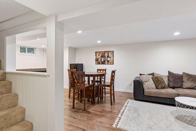 3037 Florida Avenue S, Saint Louis Park, MN 55426