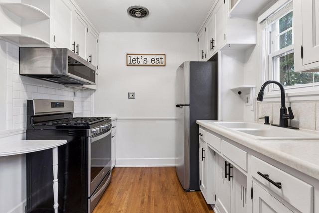 3037 Florida Avenue S, Saint Louis Park, MN 55426