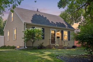 3037 Florida Avenue S, Saint Louis Park, MN 55426