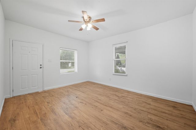 809 N Maxey Street, Sherman, TX 75090