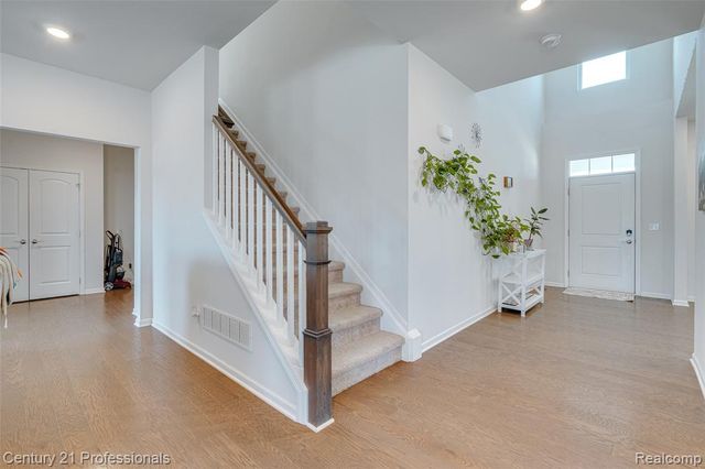 8580 Pioneer Street, Washington, MI 48094